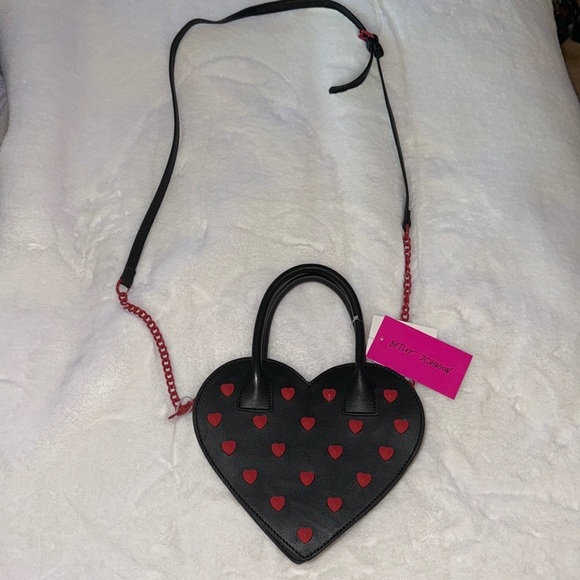 Betsey Johnson Black and Red Heart Crossbody Purse ♥️🖤♥️🖤 - Picture 1 of 13